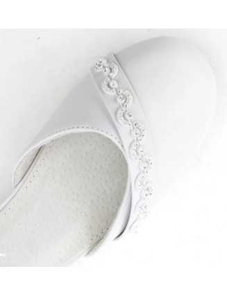 Biele kroky dôvery - balerínky pre 1. sväté prijímanie