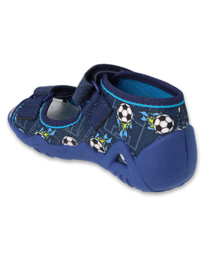 BEFADO - rýchlosť na nohách: chlapčenské prezuvky s futbalovou loptou v plameňoch – rýchly krok do brány! ⚽🔥