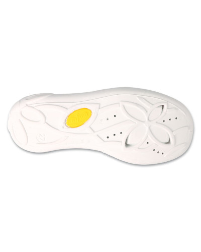 BEFADO -✨staroružový sen s nežnou mačičkou – dievčenské prezuvky, kde sa krása ruží snúbi s hebkosťou bieleho kožúška 🩰🐱