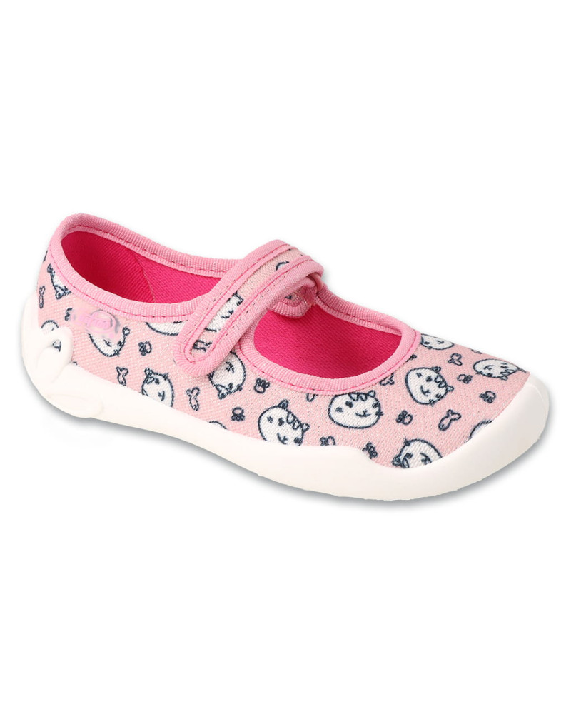 BEFADO -✨staroružový sen s nežnou mačičkou – dievčenské prezuvky, kde sa krása ruží snúbi s hebkosťou bieleho kožúška 🩰🐱