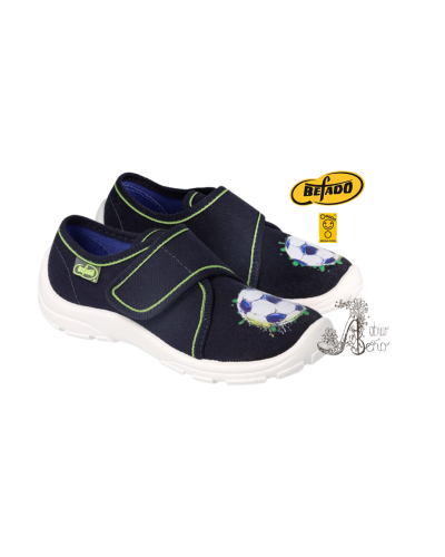 ⚽Chlapčenské prezuvky  s futbalovou loptou – rýchly krok a pohodlie💚👟