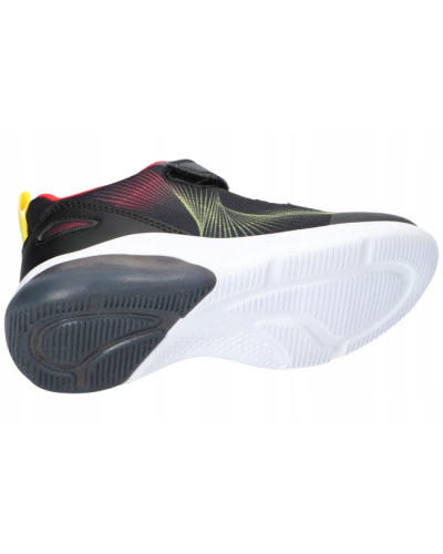 AmericanClub - chlapčenské tenisky čierne so žltými a červenými zábleskami – krok ako blesk, svietiace podrážky🚀⚡