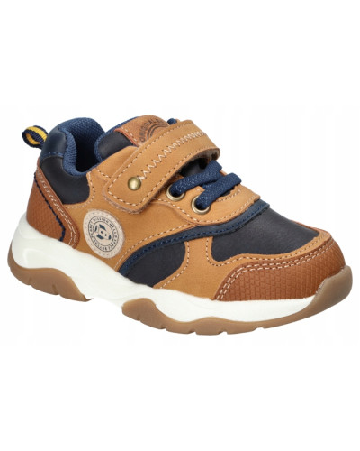 AmericanClub✨okrová krása: tenisky, ktoré spájajú farby slnka a zeme ✨