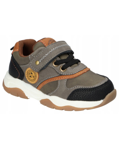 AmericanClub - šedá elegancia s dotykom dobrodružstva–chlapčenské tenisky,kde sa snúbi sila ocele, teplo dreva a pevnosť skaly🌟🌳