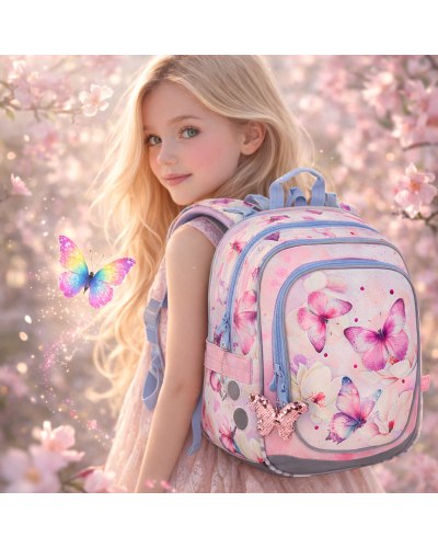 Dievčenský školský batoh s motýlikmi Šepot krídiel – set s peračníkom a doskami A4 A5